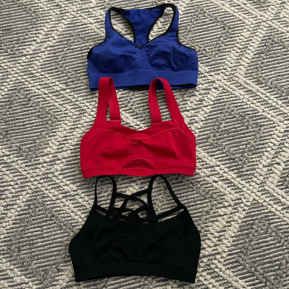 Lululemon sports bras